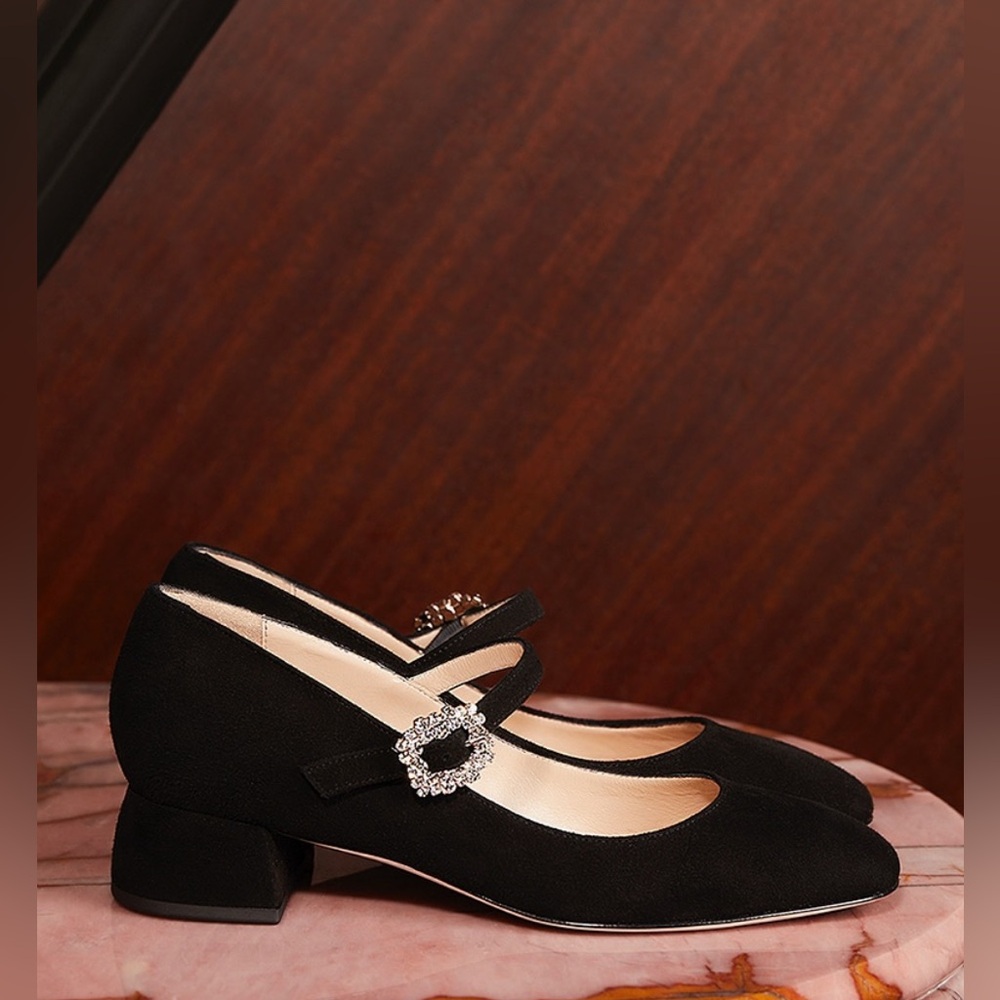 RON WHITE Elaine Onyx, waterproof cashmere suede brand new with box
